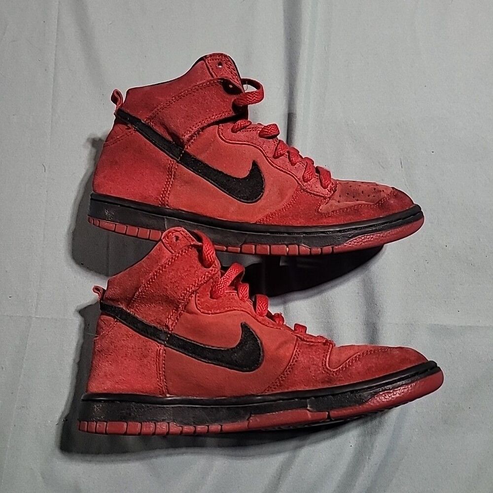 Nike SB Dunk High Pro "Red Devil" Youth Size 5.5